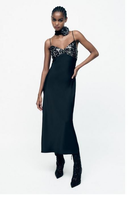 Un vestido lencero que podr&aacute;s usar estas navidades y en verano de Zara &iexcl;No te quedes sin &eacute;l, tiene un precio low cost!
