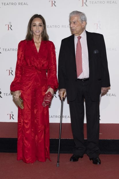 Mario Vargas Llosa e Isabel Preysler en un photocall / Gtres