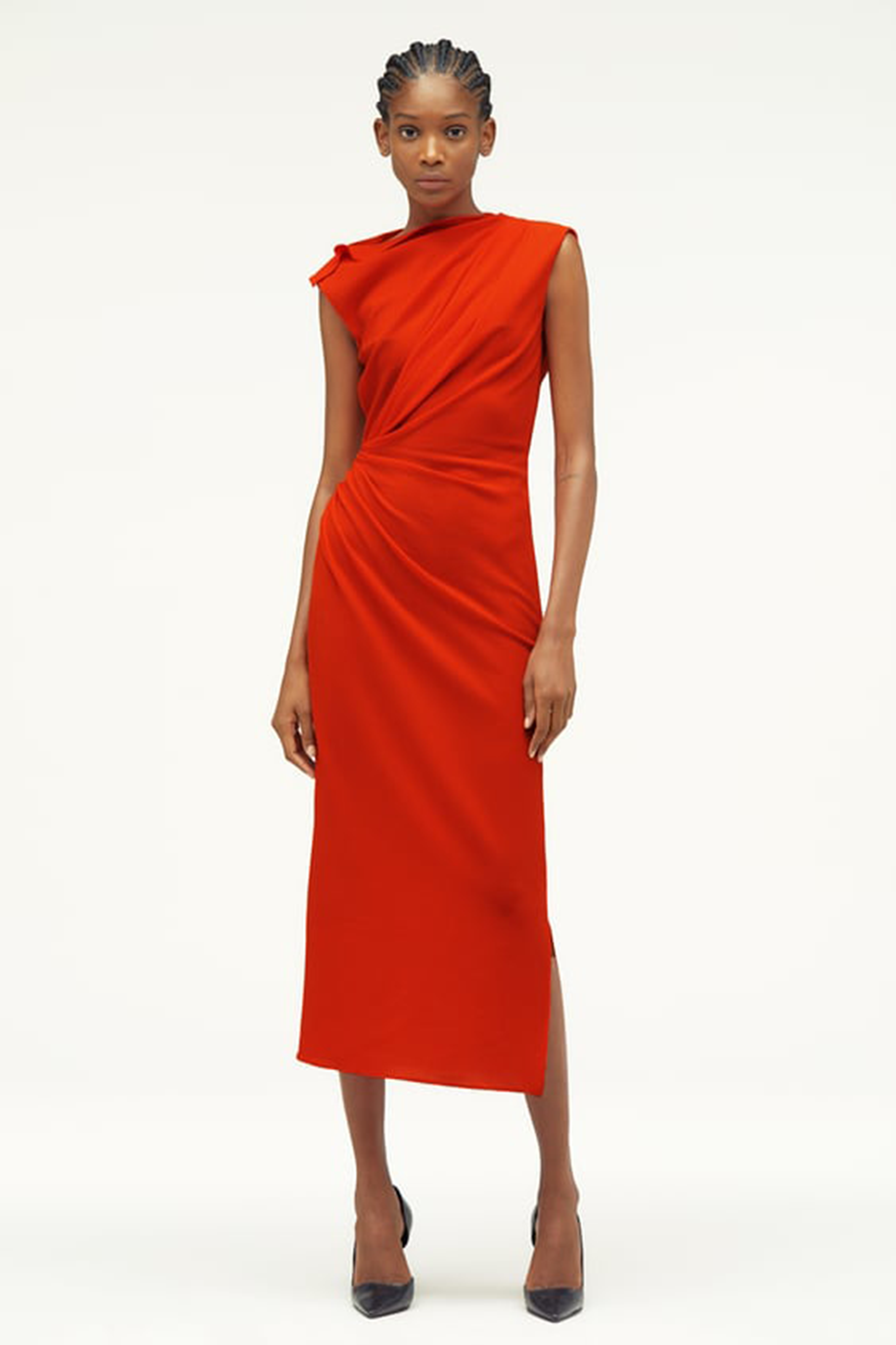 Vestido midi confeccionado con tejido en mezcla de lana / Zara