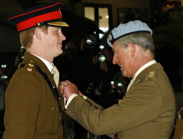 Carlos II recibiendo al pr&iacute;ncipe Enrique / Gtres
