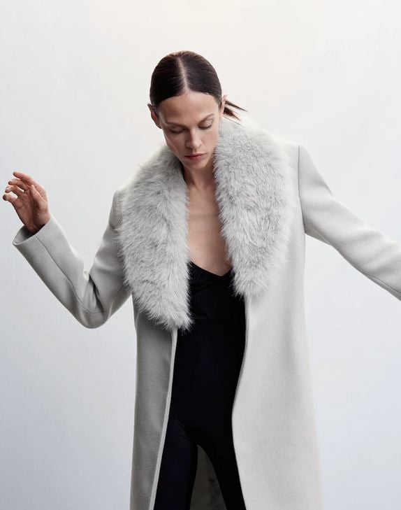 El abrigo desmontable de Mango que est&aacute; arrasando en redes: p&iacute;detelo por reyes