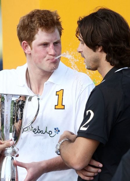 El príncipe Enrique y Nacho Figueras en 2009 / Gtres