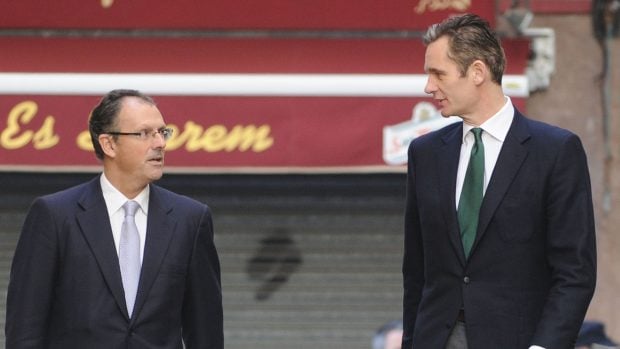 Iñaki Urdangarin junto a su abogado / Gtres