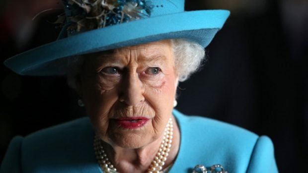 La Reina Isabel luciendo un labial fucsia / Gtres