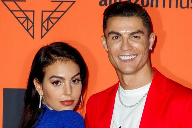Cristiano Ronaldo y Georgina posando en un photocall / Gtres