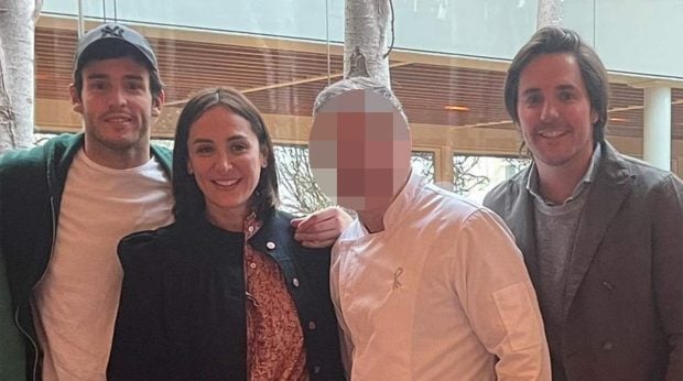 Íñigo Onieva y Tamara Falcó junto a Hugo Arévalo / Instagram