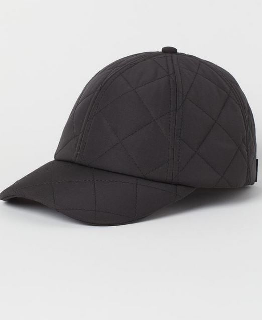 La gorra guateada de H&M que te proteger&aacute; de la lluvia por tan solo 12 euros
