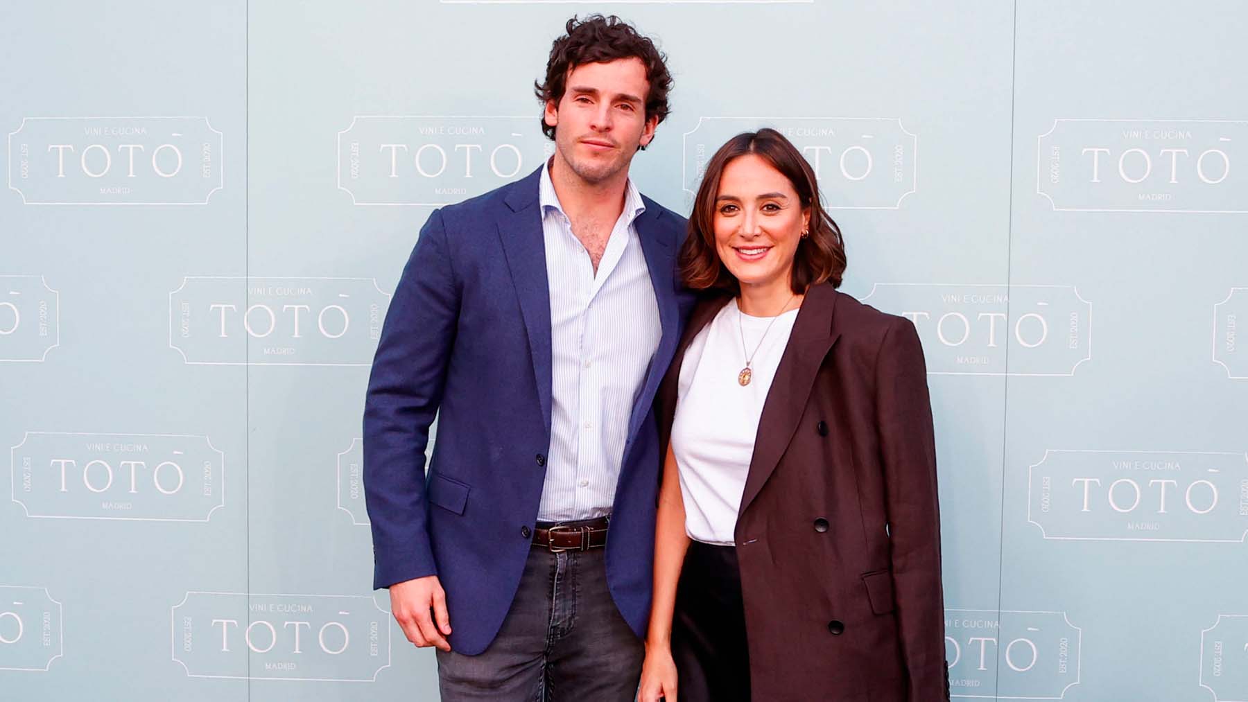 Tamara Falc&oacute; e &Iacute;&ntilde;igo Onieva en un evento / Gtres