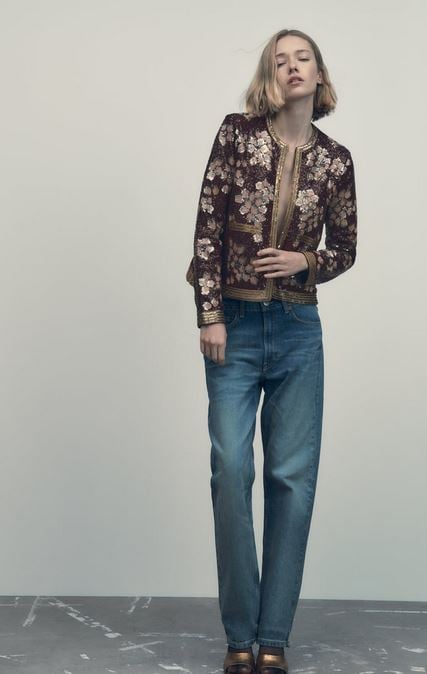 Zara tiene la blazer más vendida de edición limitada para estas navidades
