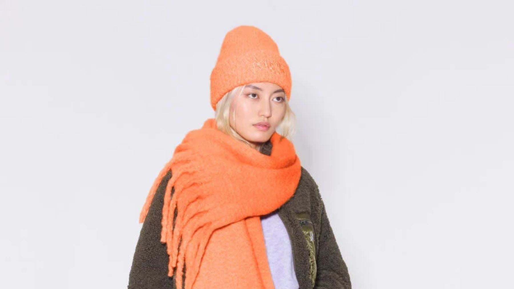 La impresionante bufanda de Bimba y Lola perfecta para regalar en Navidad