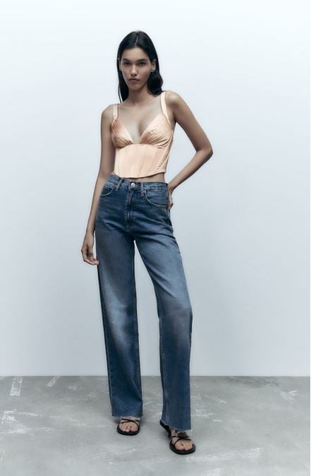Estos son todos los cors&eacute;s al estilo Versace que han arrasado en 2022 y que te puedes poner en Fin de A&ntilde;o