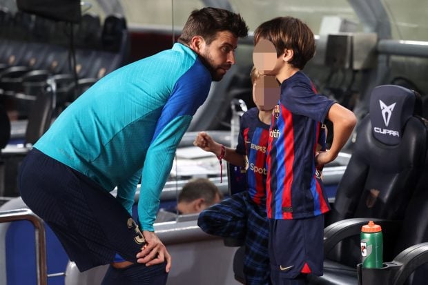 Gerard Piqu&eacute; con sus hijos / Gtres
