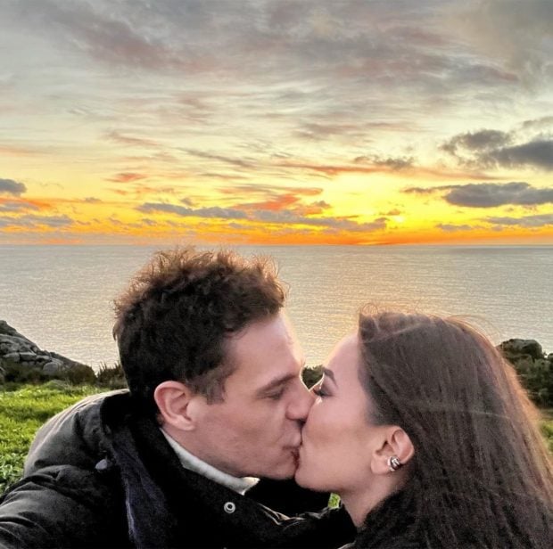 Patricia Pardo y Christian G&aacute;lvez d&aacute;ndose un beso / Instagram