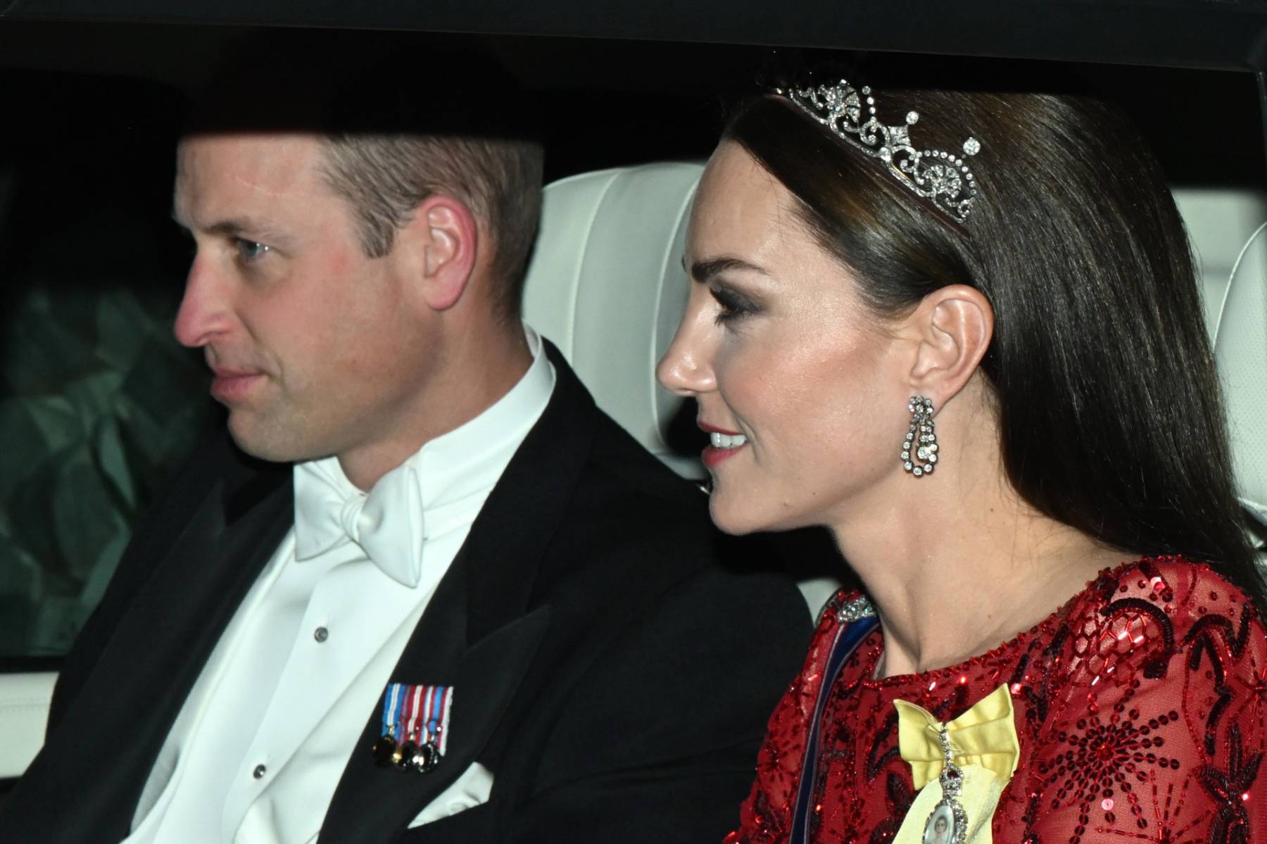 El Pr&iacute;ncipe William y Kate Middleton, Princesa de Gales, durante una recepci&oacute;n del Cuerpo Diplom&aacute;tico en Londres / Gtres