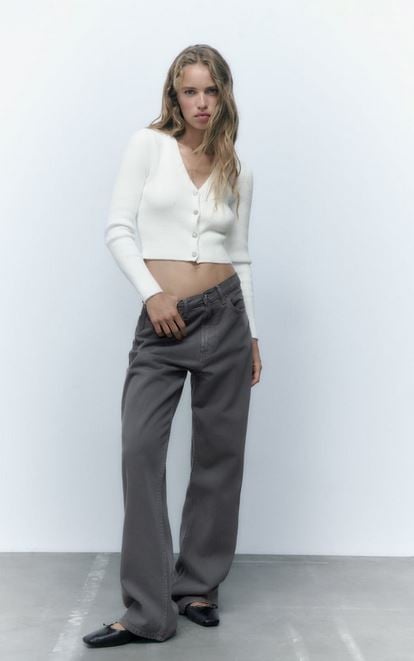 Esta chaqueta de punto de Zara es una ganga y se vende como churros