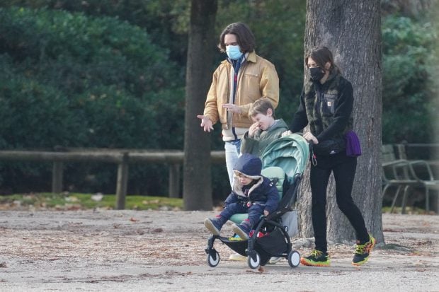 Carlota Casiraghi y Dimitri Rassam con sus hijos / Gtres