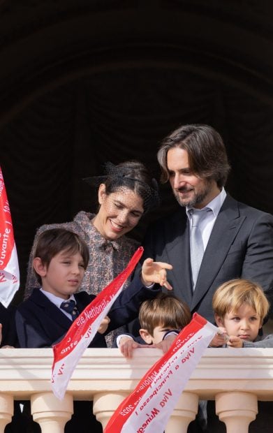 Carlota Casiraghi y Dimitri Rassam con sus hijos / Gtres