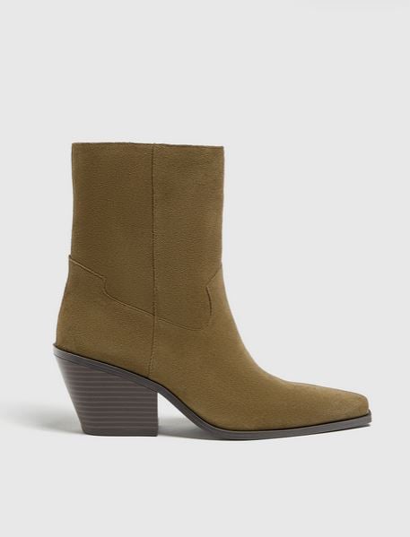 Los botines cowboy de Pull&Bear están revolucionando la moda y están hiper rebajados