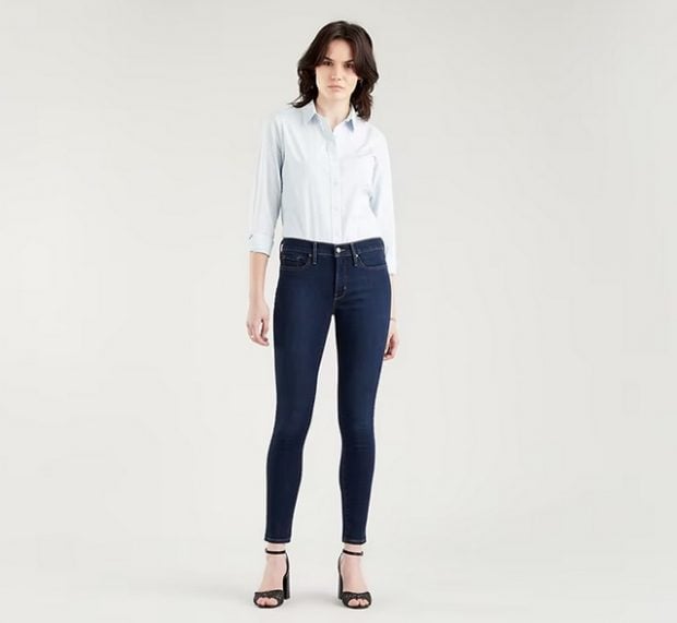 Las rebajas de enero en Levi&acute;s lo est&aacute;n petando: no te quedes sin estos looks esenciales