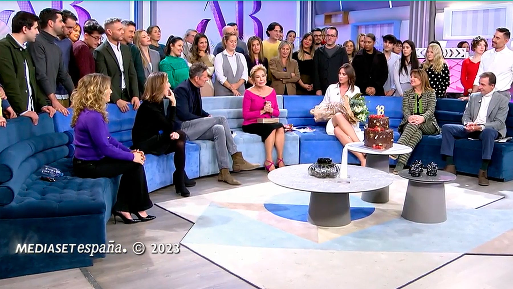 El equipo al completo de 'El Programa de Ana Rosa' / Mediaset