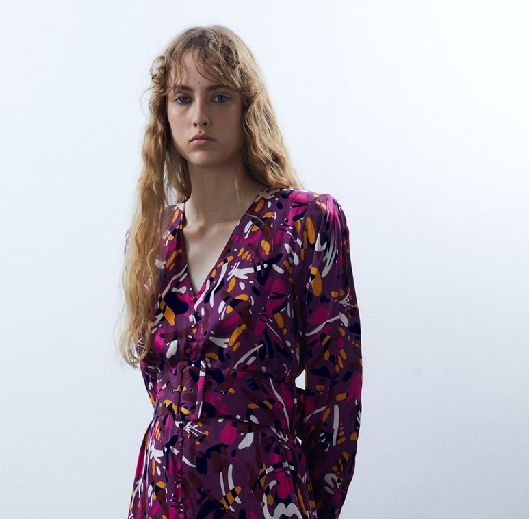 Así es el vestido estampado de Sfera que hace tipazo