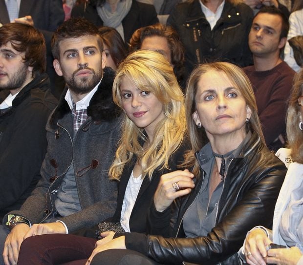 Shakira, Piqué y Montserrat Bernabeu / Gtres