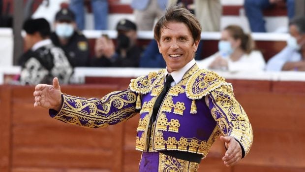 El torero Manuel Diaz "El Cordobes" durante una corrida / Gtres