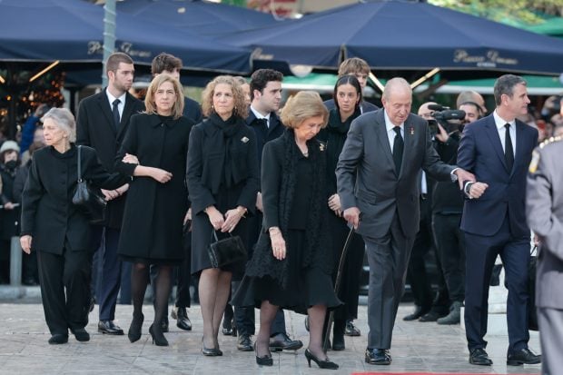 La Familia Real llegando al funeral de Constantino II / Gtres