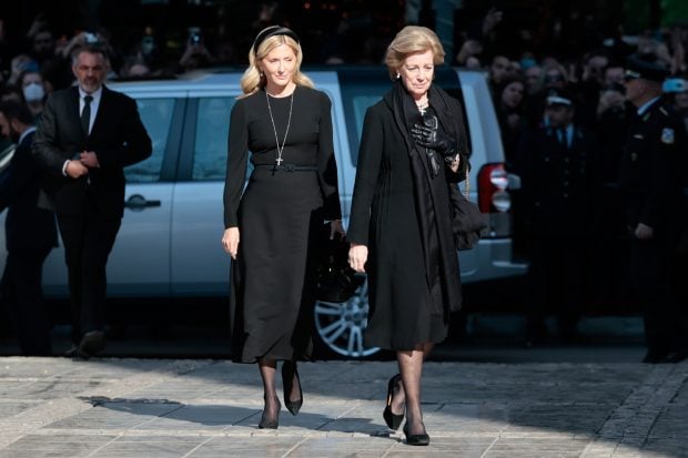 Marie Chantal y Ana Mar&iacute;a de Grecia en el funeral de Constantino de Grecia / Gtres