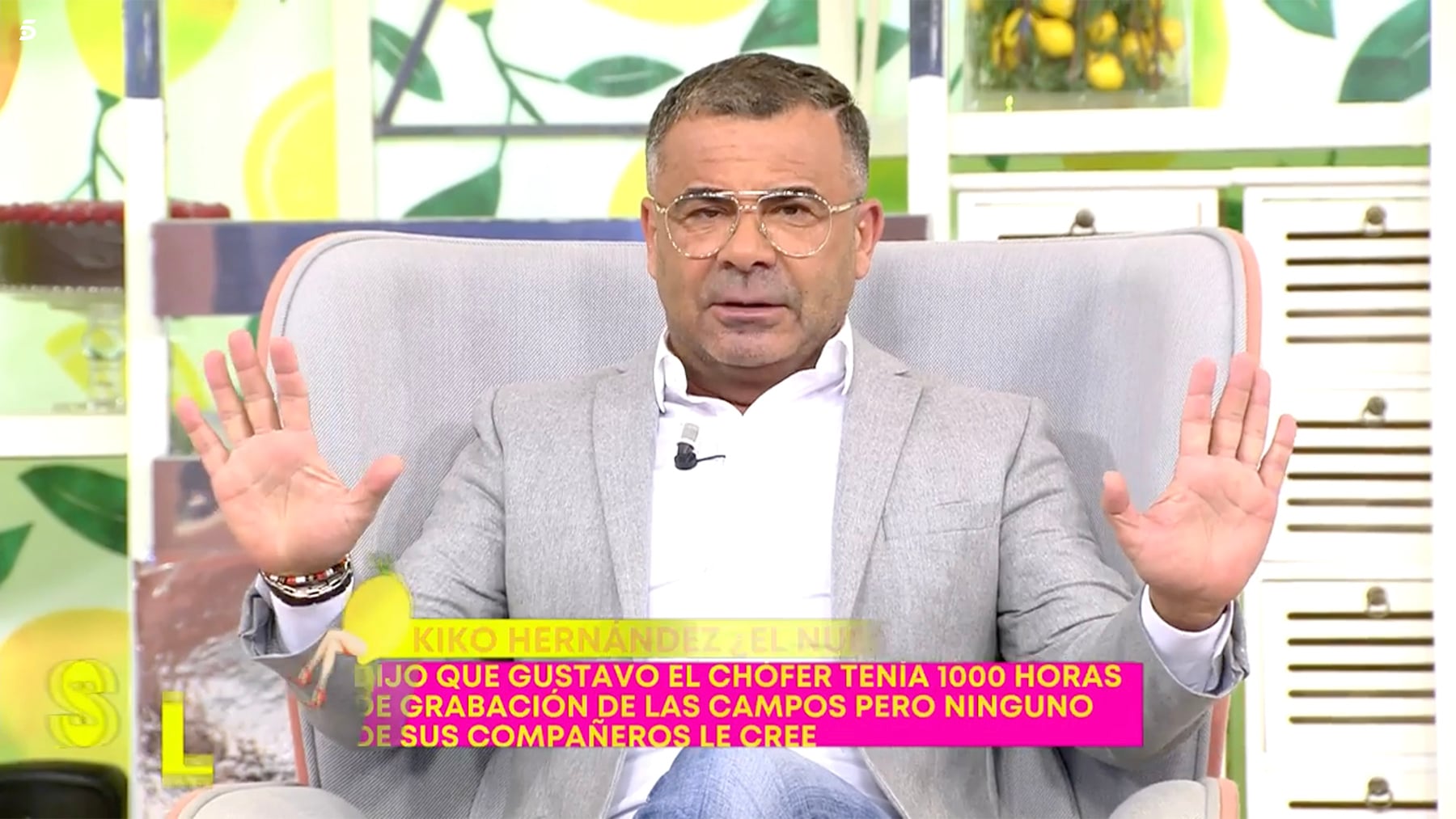 Jorge Javier V&aacute;zquez en su reaparici&oacute;n en 'S&aacute;lvame'. / Telecinco