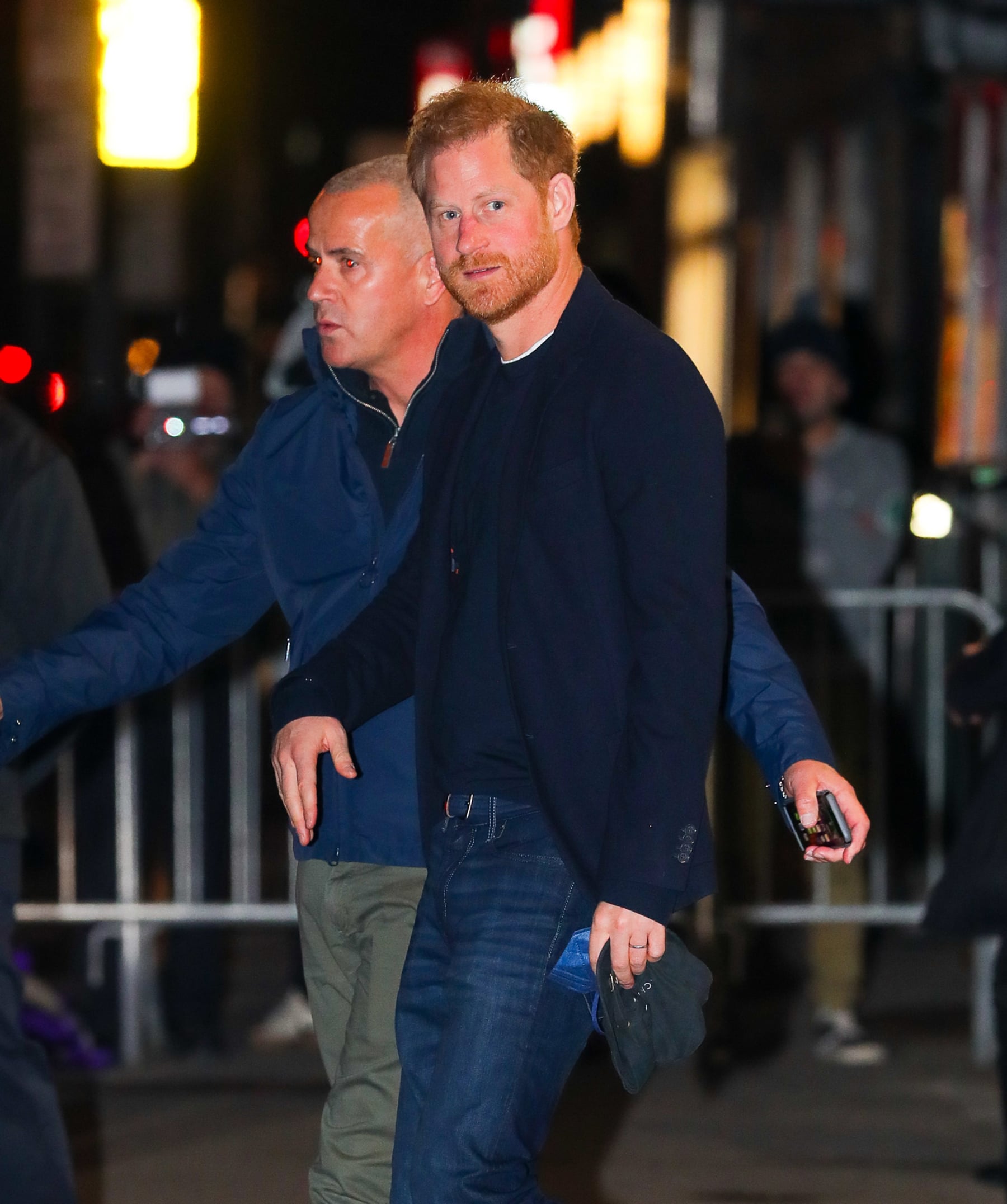 El pr&iacute;ncipe Harry, duque de Sussex, abandona The Late Show With Stephen Colbert / Gtres