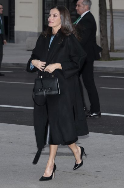 La Reina Letizia no luce medias en su &uacute;ltimo acto / Gtres