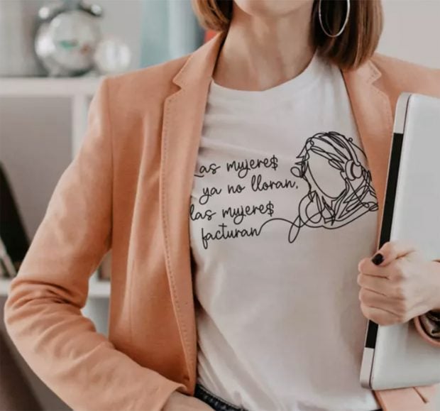 Camiseta de Shakira / Tevinilo