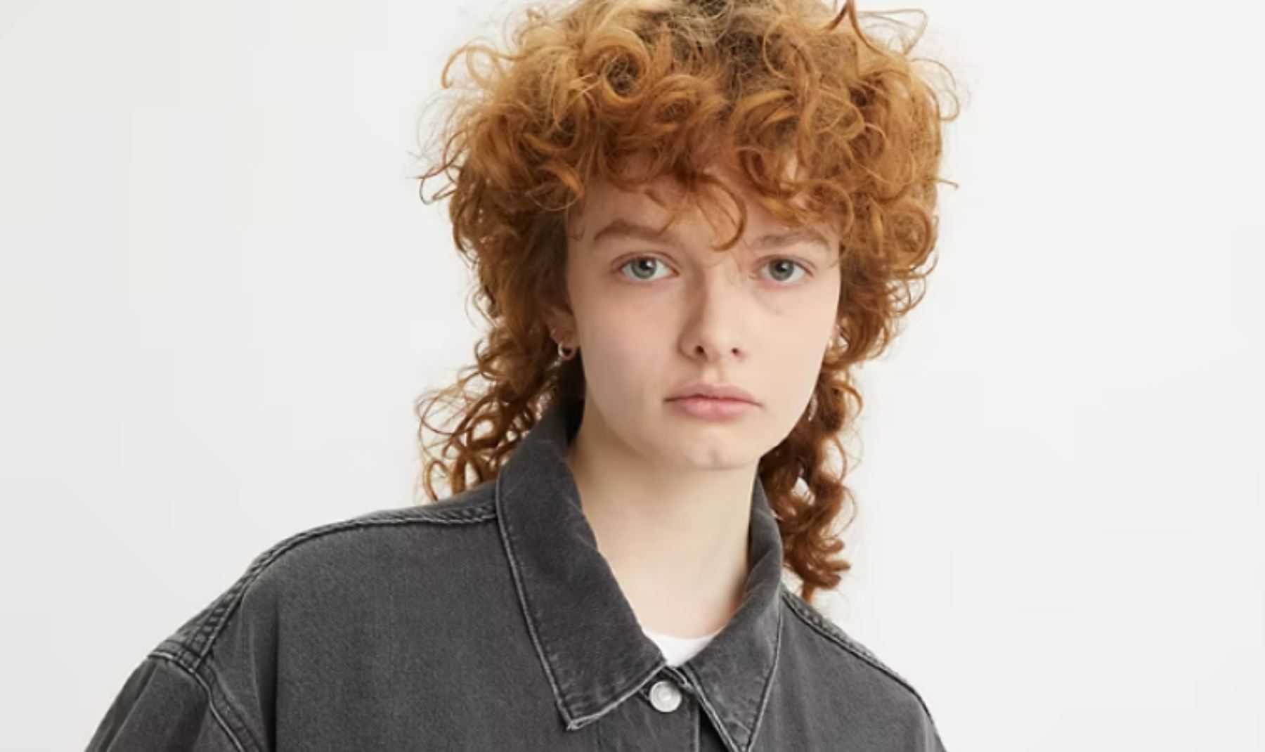 Levi’s deja a mitad de precio su cazadora vaquera estrella