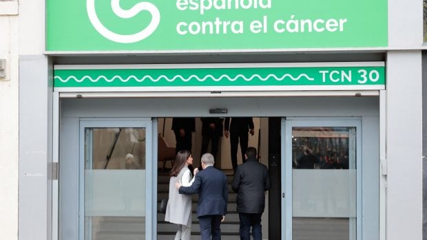 La Reina Letizia en la Asociación Española contra el Cáncer / Gtres