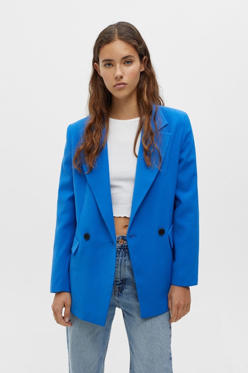 Pull&Bear lo da todo estas rebajas: la blazer que cuesta menos de 15 euros y hace lookazo