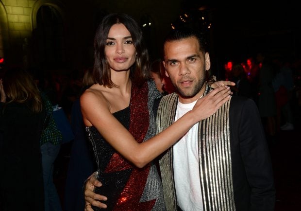 Dani Alves y Joana Sanz en Par&iacute;s / Gtres