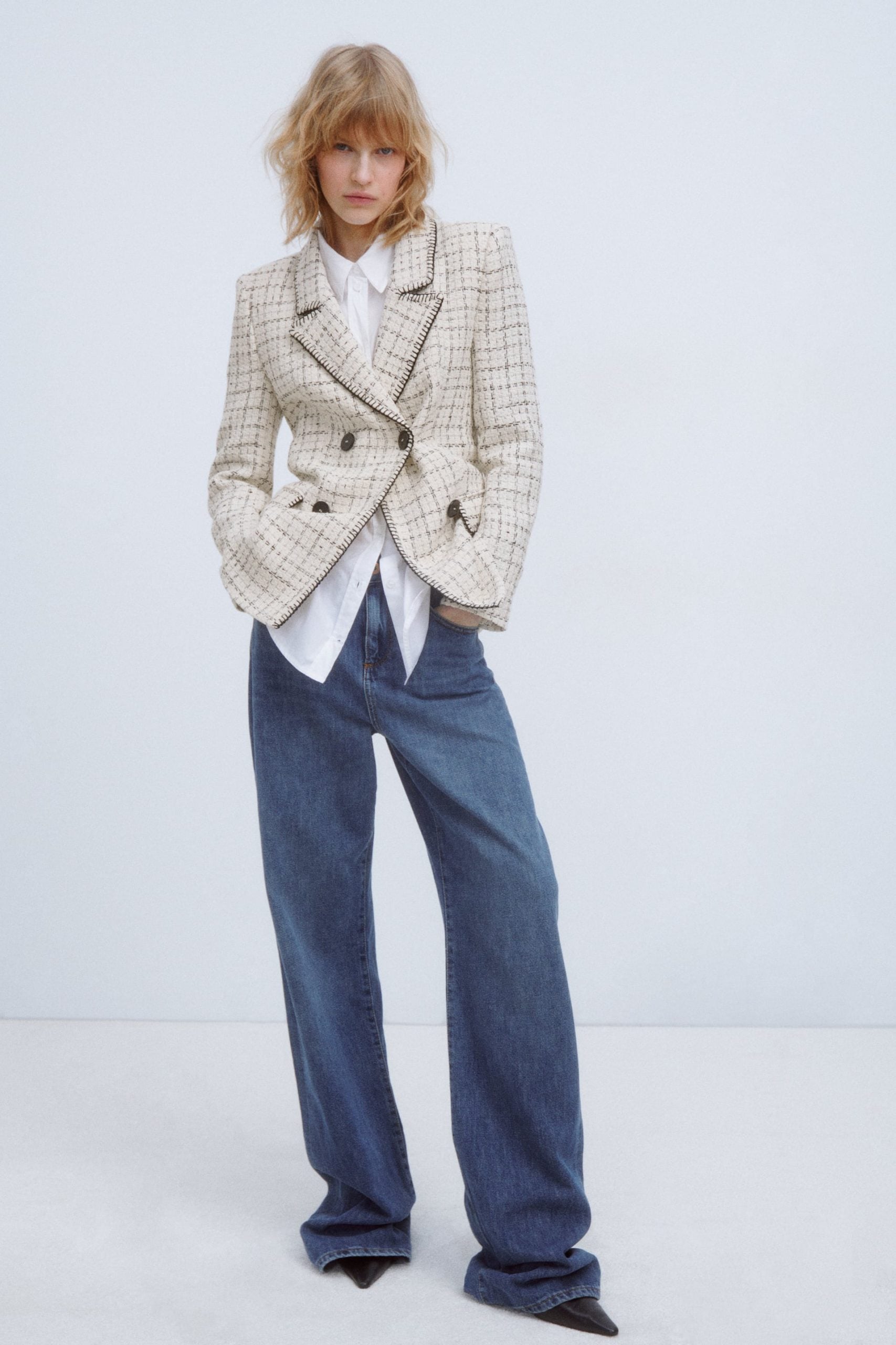 Así es la chaqueta 'Chanel' que ahora la tienen Amazon, Zara y Mango