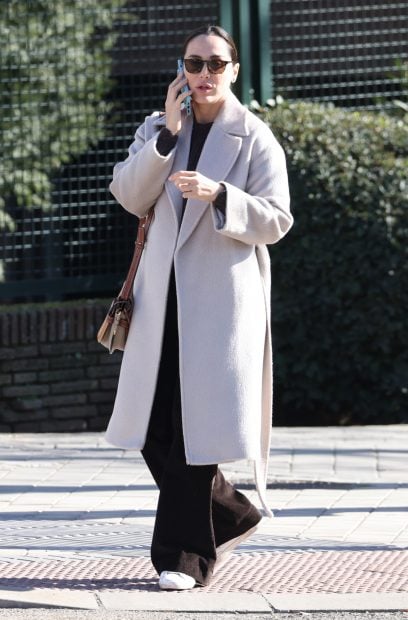 Tamara Falc&oacute; paseando por Madrid / Gtres