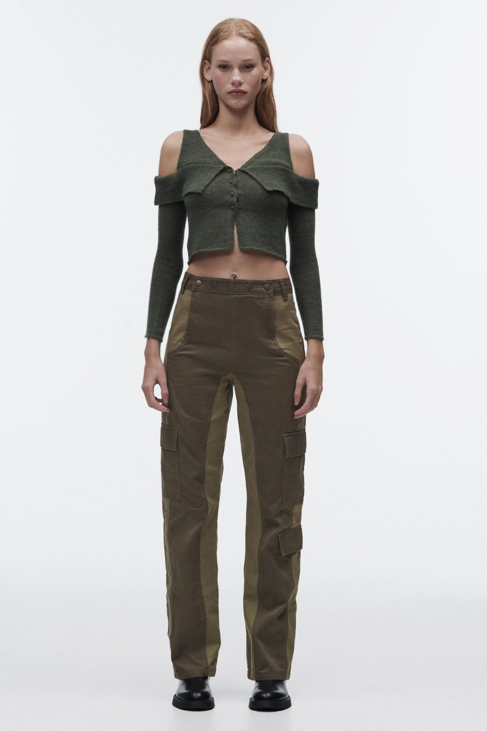 La influencer Violeta Mangri&ntilde;&aacute;n enciende las redes con este top de no-rebajas de Zara por menos de 30 euros
