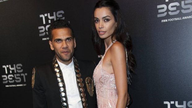 Joana Sanz y Dani Alves en un evento / Gtres