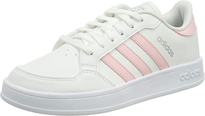 El motivo por el que las chicas de Madrid están emocionadas con estas zapatillas Adidas