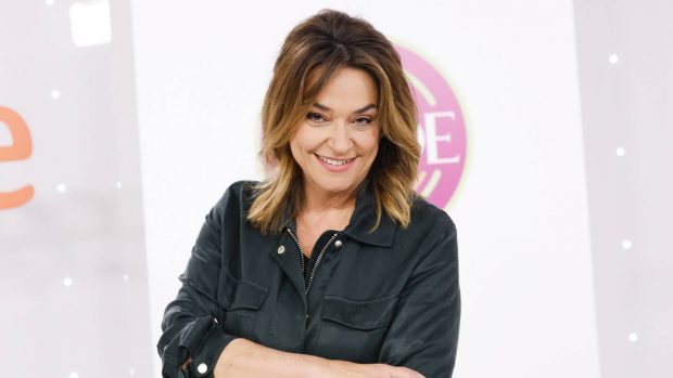 To&ntilde;i Moreno retoque