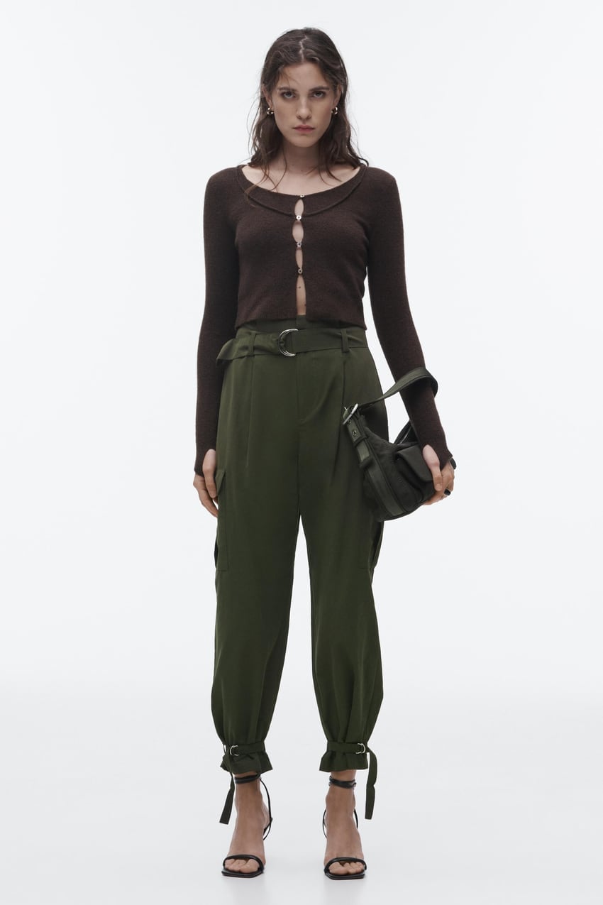 Los nuevos pantalones cargo de Zara ya est&aacute;n agotados: estilizan y son de tiro alto