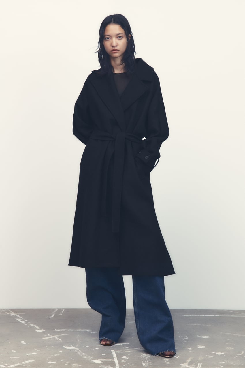 El look de Violeta Mangri&ntilde;an tan demandado lo tienes en Inditex a un precio low cost