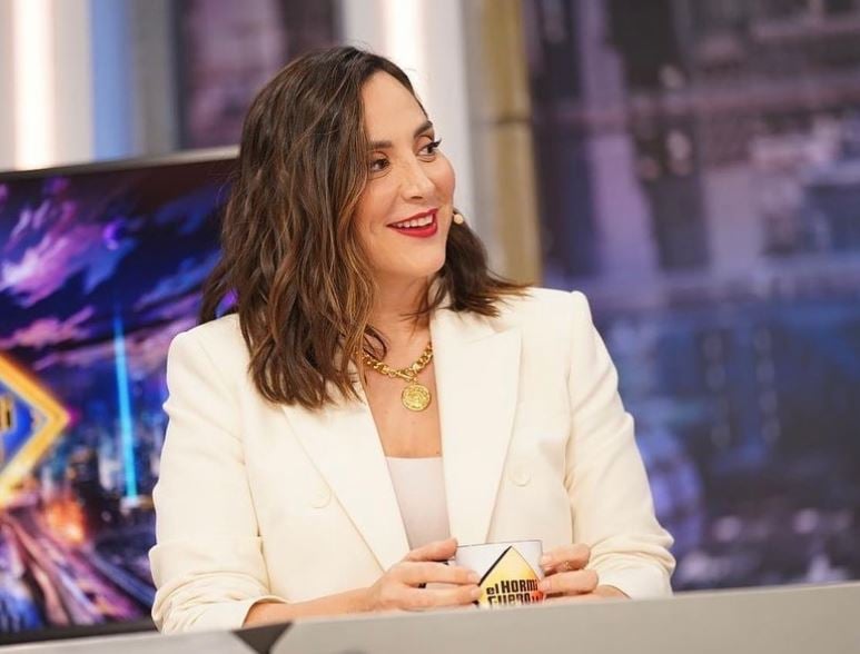 El look blanco de Tamara Falc&oacute; que todas queremos a un precio low cost en Zara