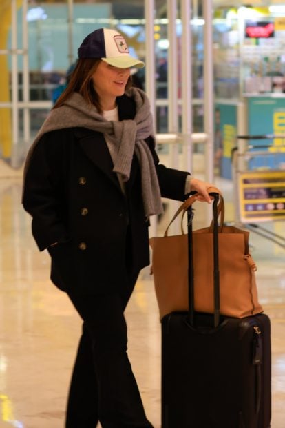 Tamara Falc&oacute; apuesta por el bolso shoper / Gtres