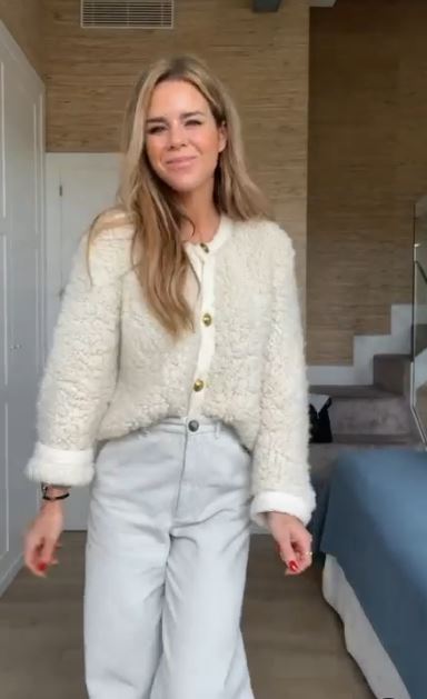 As&iacute; es el pantal&oacute;n de Amelia Bono que no dejar&aacute;s de ponerte: c&oacute;modo y elegante