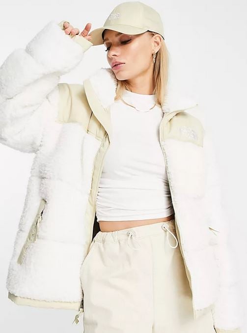 El North Face que no podr&aacute;s quitarte: dale luz a tu look