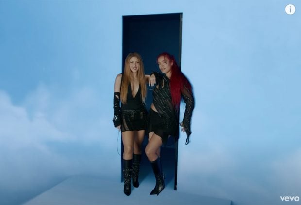 Shakira y Karol G en 'TQG' / Youtube